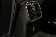 Porsche Macan Base