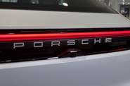 Porsche Macan Base