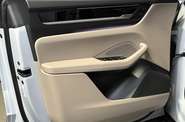 Porsche Macan Base
