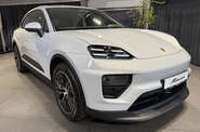 Porsche Macan Base