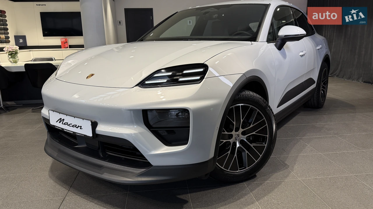 Porsche Macan Base