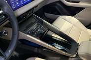 Porsche Macan Base