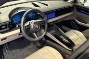 Porsche Macan Base