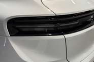 Porsche Macan Base