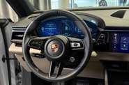 Porsche Macan Base