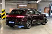 Porsche Macan Base