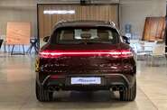 Porsche Macan Base