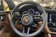 Porsche Macan Base