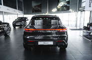 Porsche Macan Base