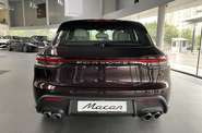 Porsche Macan Base