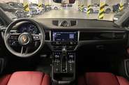 Porsche Macan Base
