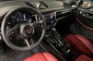 Porsche Macan Base