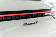 Porsche Macan Base