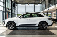 Porsche Macan Base