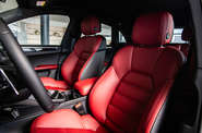 Porsche Macan Base