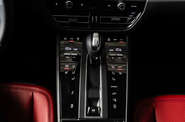 Porsche Macan Base
