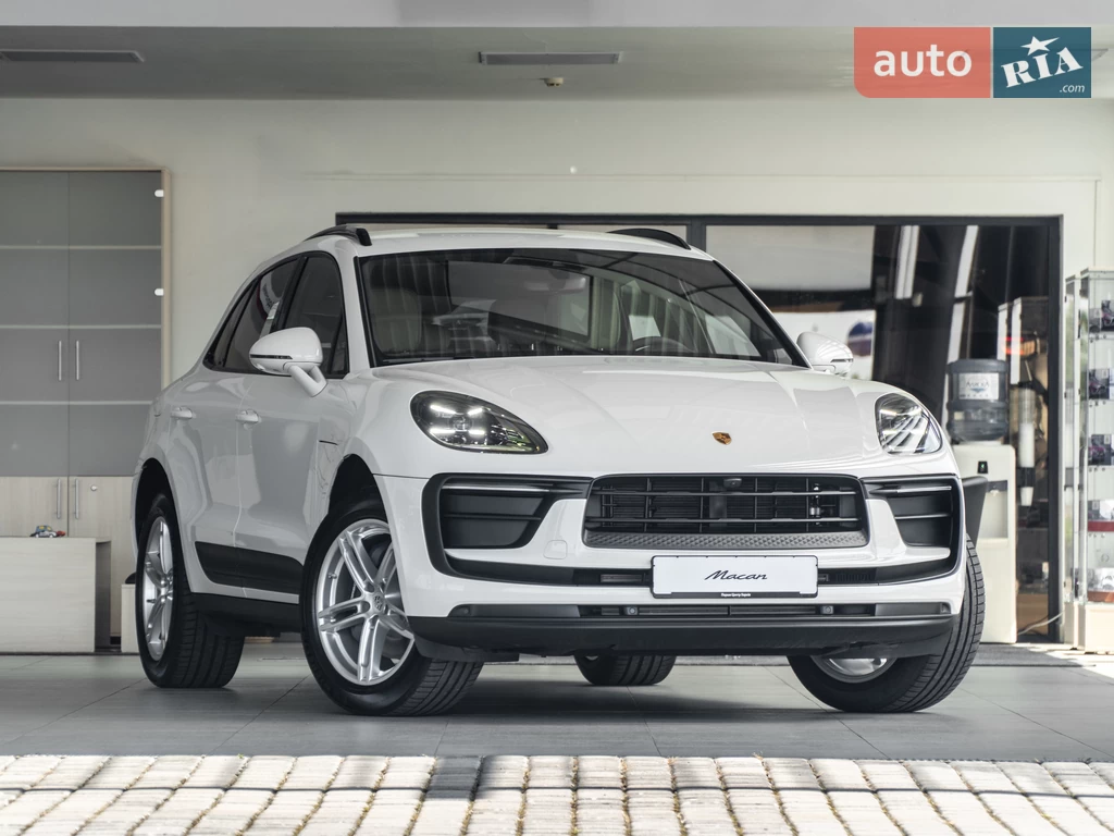 Porsche Macan Base