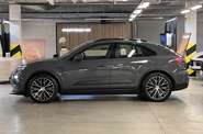 Porsche Macan Base
