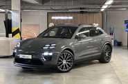 Porsche Macan Base