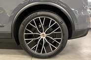 Porsche Macan Base