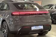 Porsche Macan Base