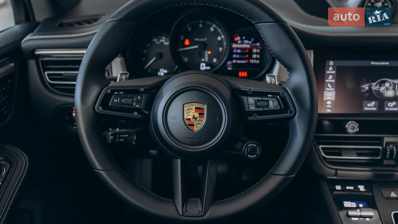 Porsche-20