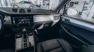 Porsche Macan Base