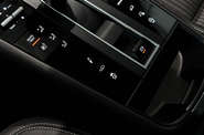 Porsche Macan Base