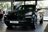 Porsche Macan Base