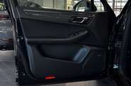 Porsche Macan Base