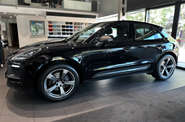 Porsche Macan Base