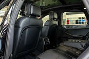Porsche Macan Base