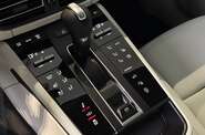 Porsche Macan Base