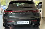 Porsche Macan Base