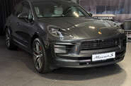 Porsche Macan Base