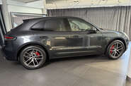 Porsche Macan Base