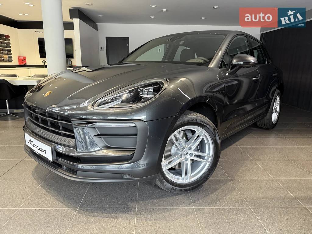 Porsche Macan Base