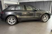 Porsche Macan Base