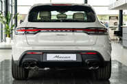 Porsche Macan Base
