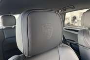 Porsche Macan Base
