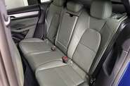 Porsche Macan Base