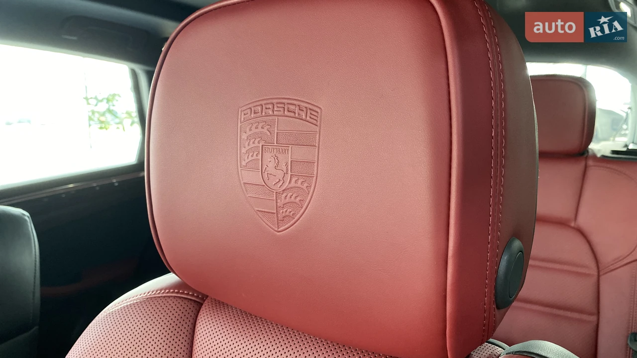 Porsche-33