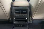 Porsche Macan Base