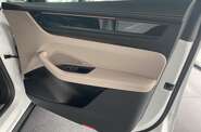 Porsche Macan Base