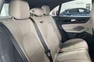 Porsche Macan Base