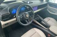 Porsche Macan Base