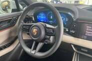 Porsche Macan Base