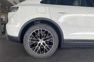 Porsche Macan Base