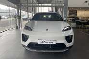 Porsche Macan Base