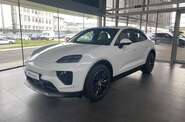 Porsche Macan Base